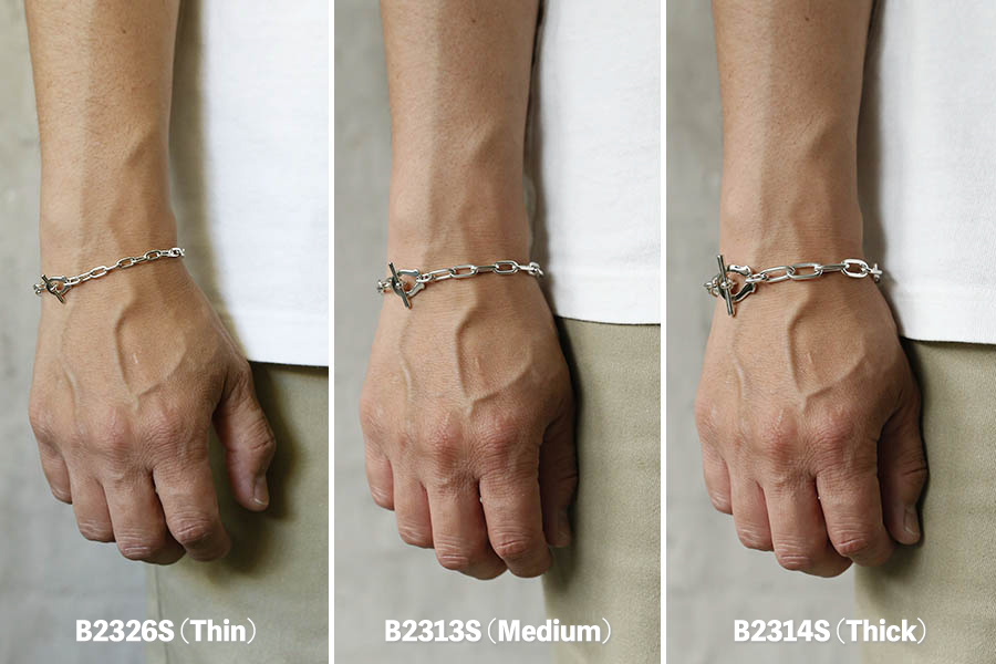 Horseshoe Toggle Bracelet -Long Link 着用比較