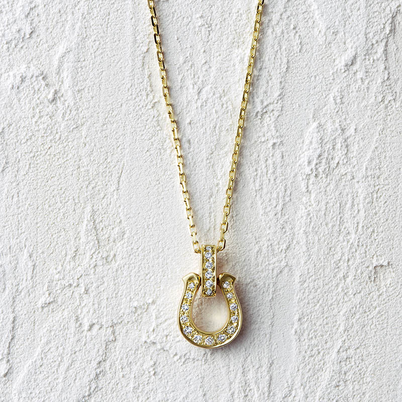 Medium Lux Horseshoe Pendant - K18Yellow Gold w/Diamond