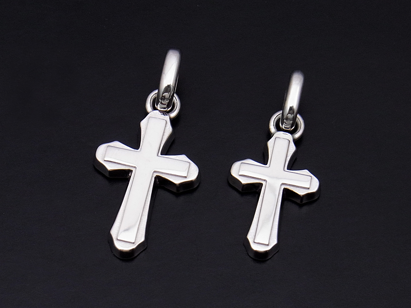 Smooth Cross Pendant